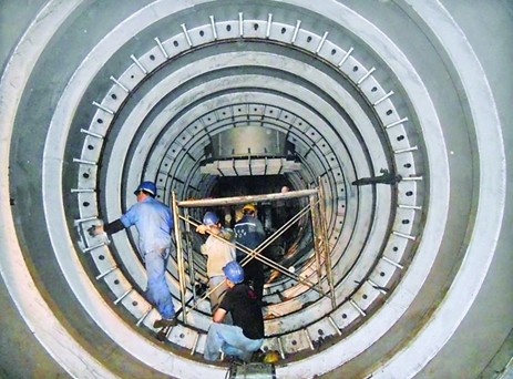 2019-10-30 宜萬線電力貫通-架空線路改電纜線路工程---10kV小電阻接地裝置三套發(fā)貨。